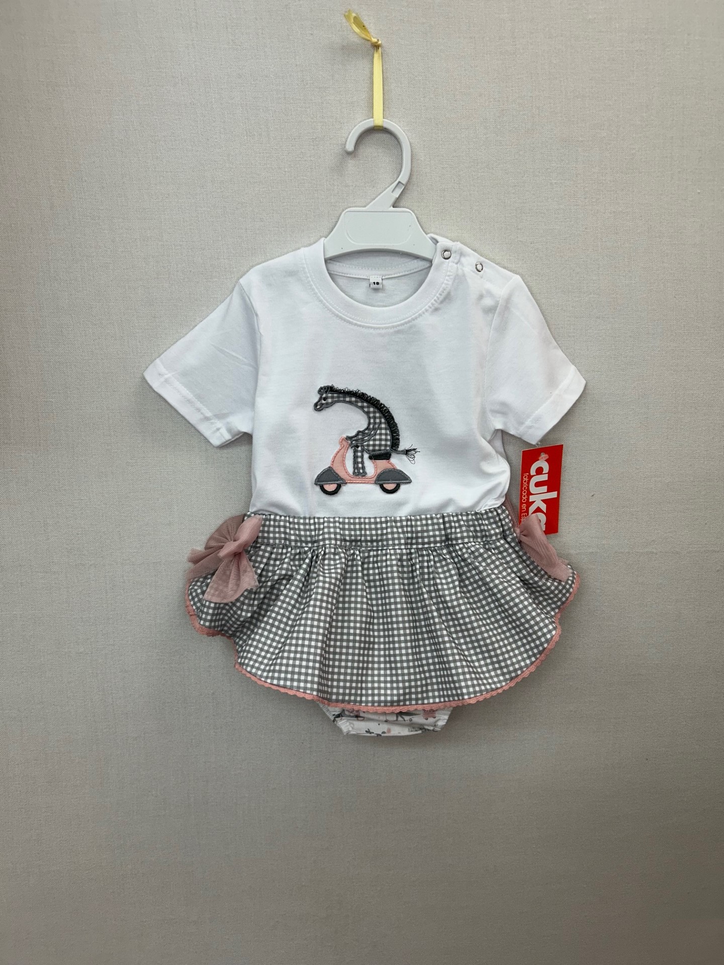 Conjunto bebé niña Cuka 84062