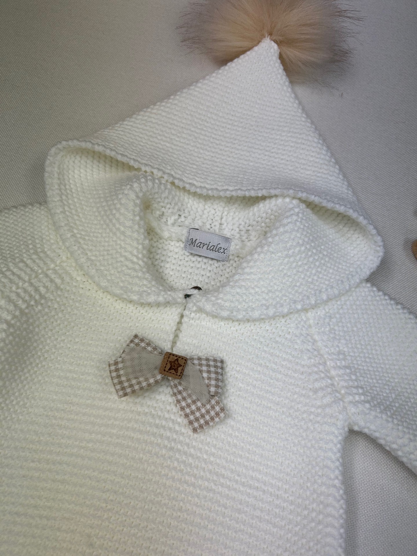 220 Crudo.2 220 Crudo.2