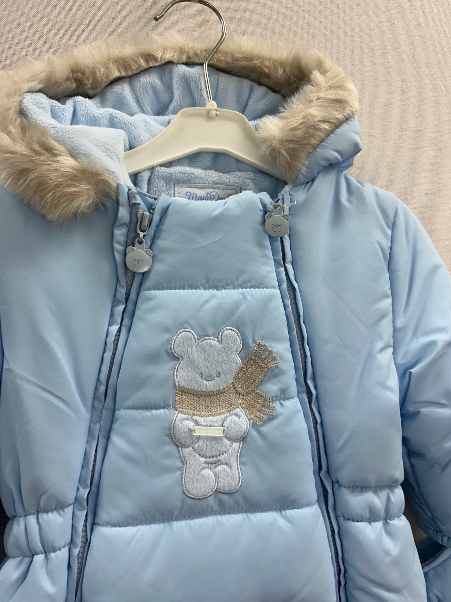 2611 Cielo 2611 Cielo