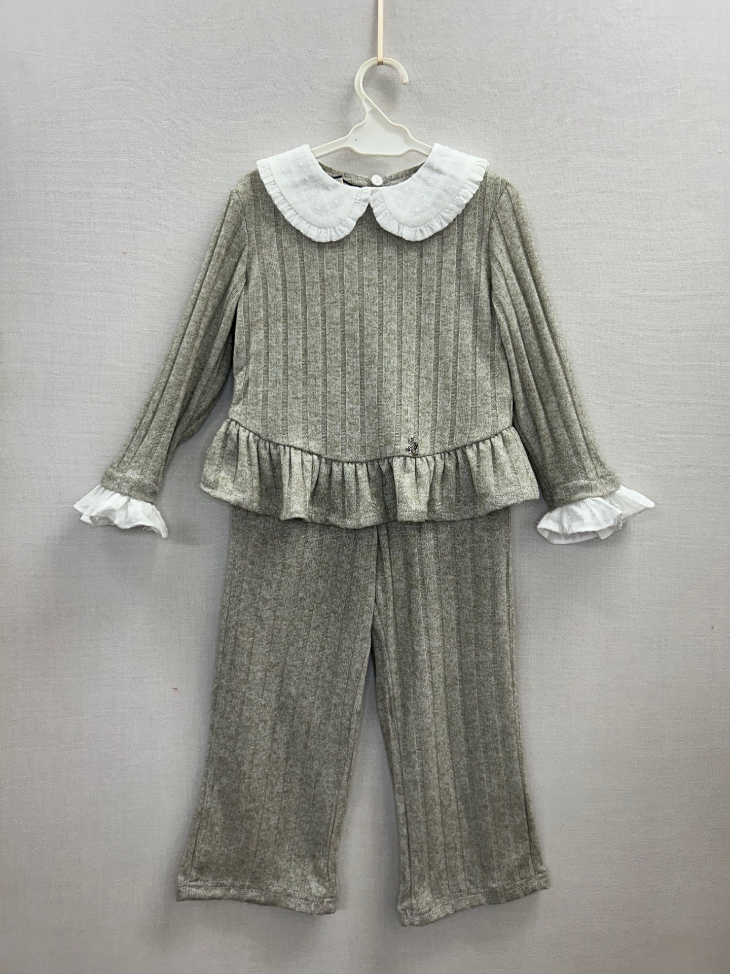 2511001Kaki 2511001Kaki